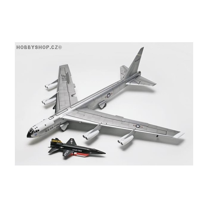 B-52B Stratofortress w/X-15 Rocket Plane - 1/72 kit