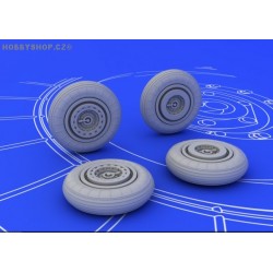 MiG-15 wheels  - 1/72 detail set