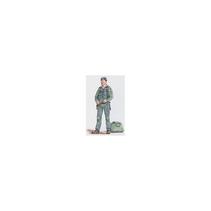 F-105 Pilot - 1/48 figure