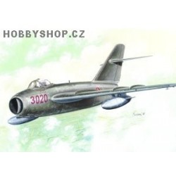 MiG-17F - 1/144 kit